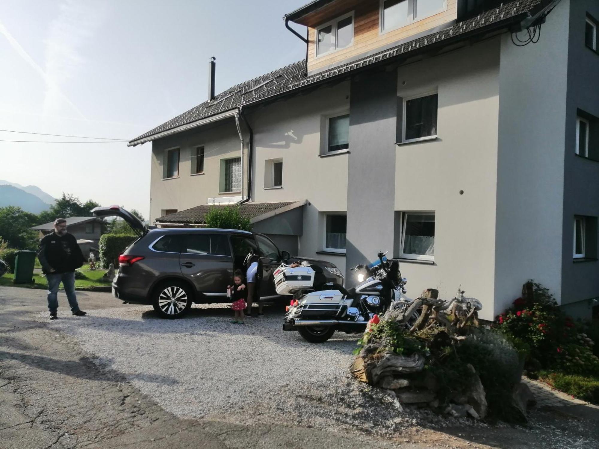 Apartma Zeus Jesenice Exteriör bild
